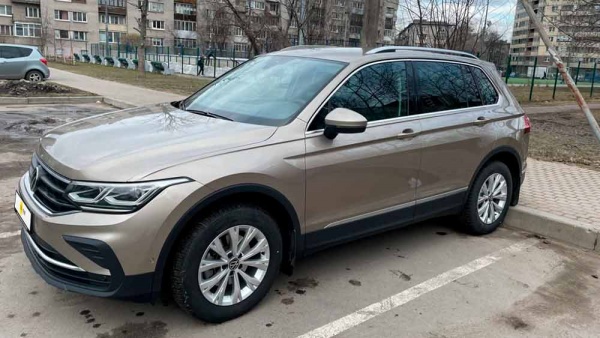 Volkswagen Tiguan 727