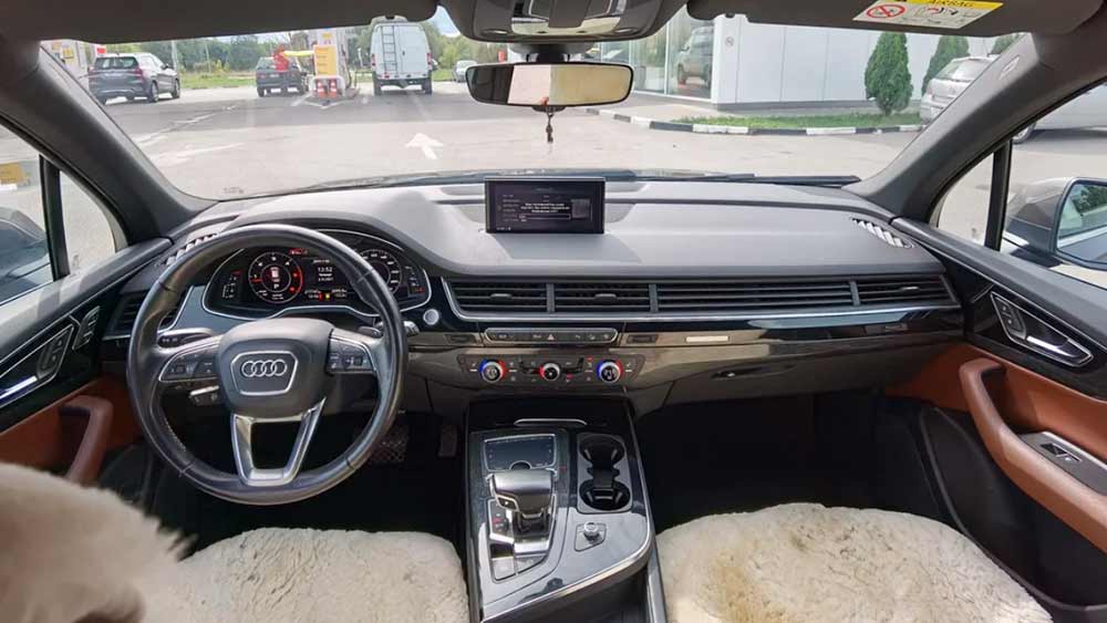 Фото Audi Q7