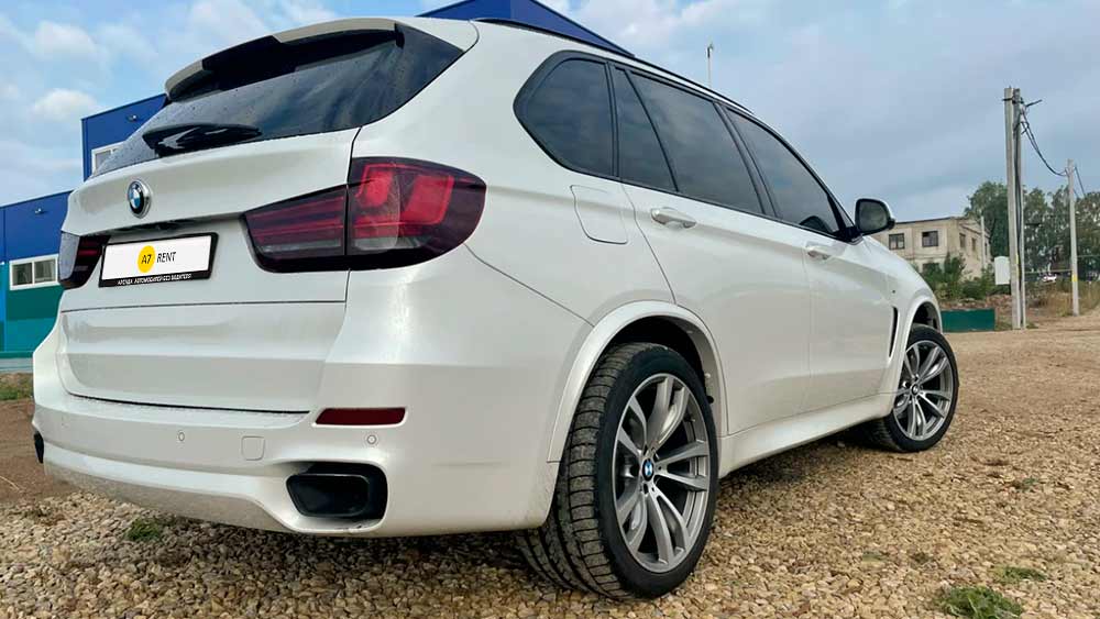 Фото BMW X5