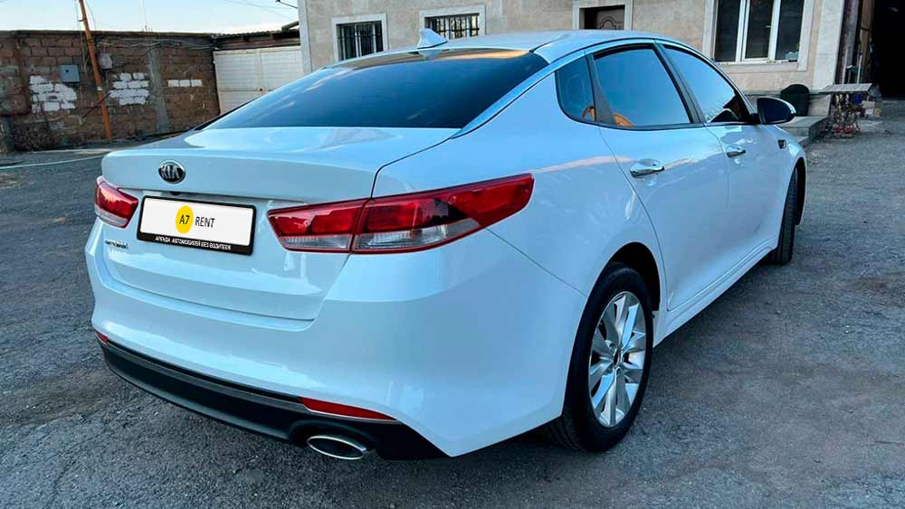 KIA Optima 1215
