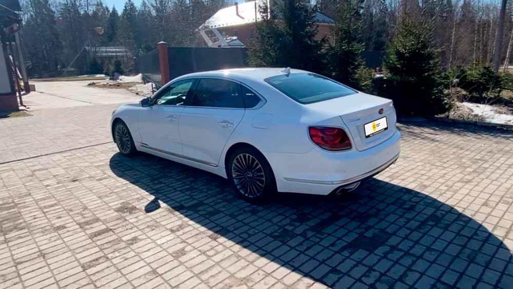 KIA K900 1222