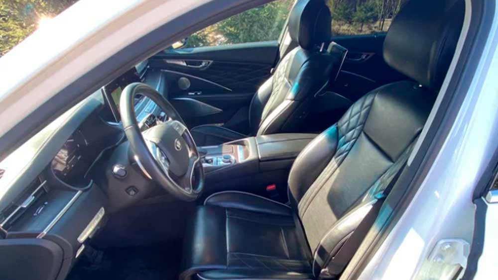 KIA K900 1222