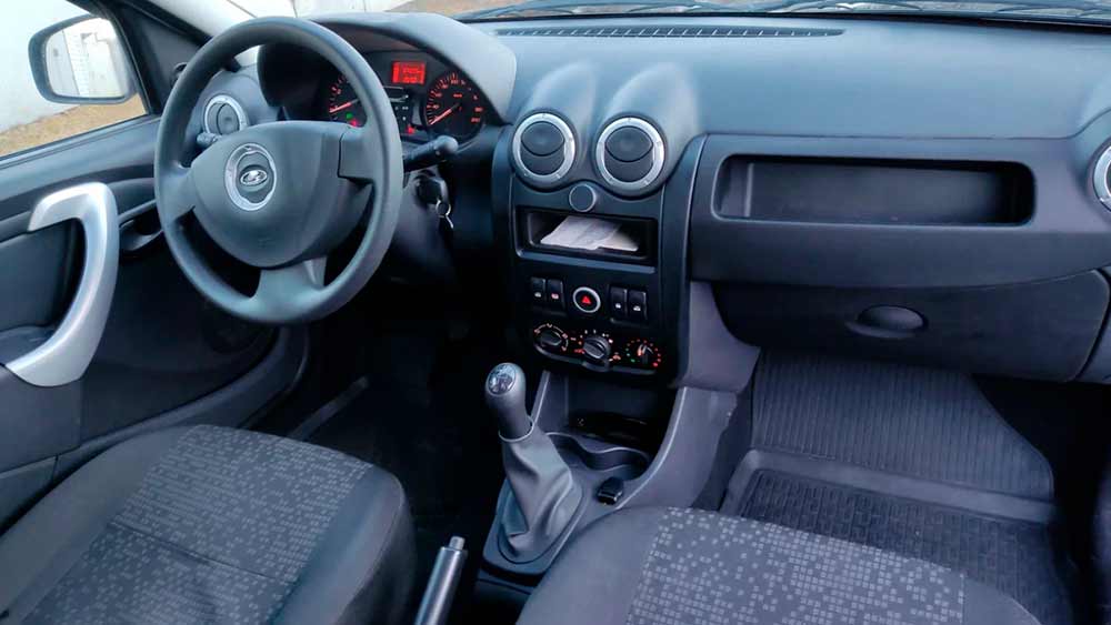 LADA Largus 1223