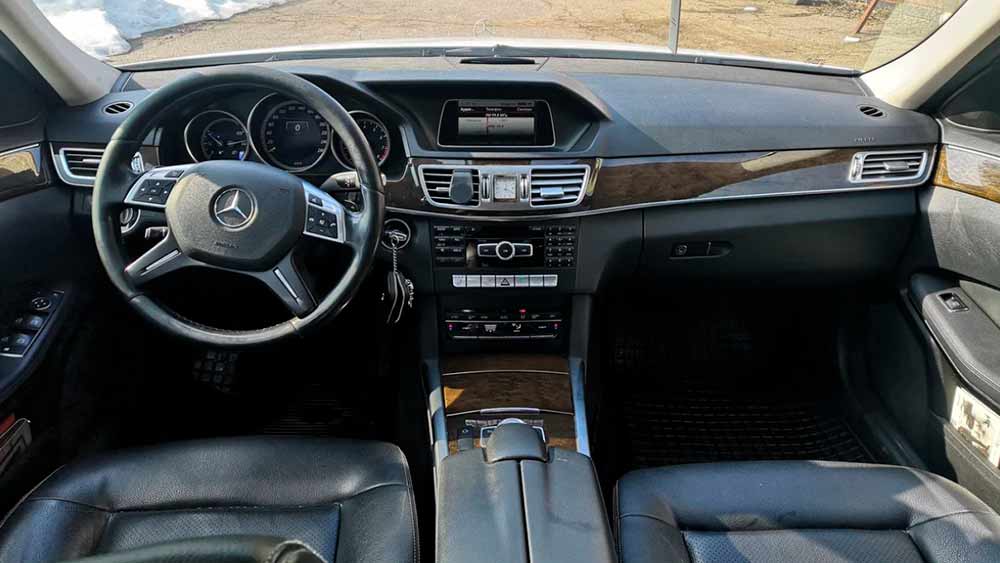 Mercedes-Benz E 1237