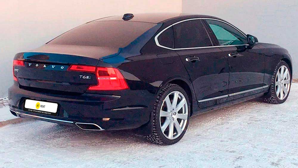 Фото Volvo S90
