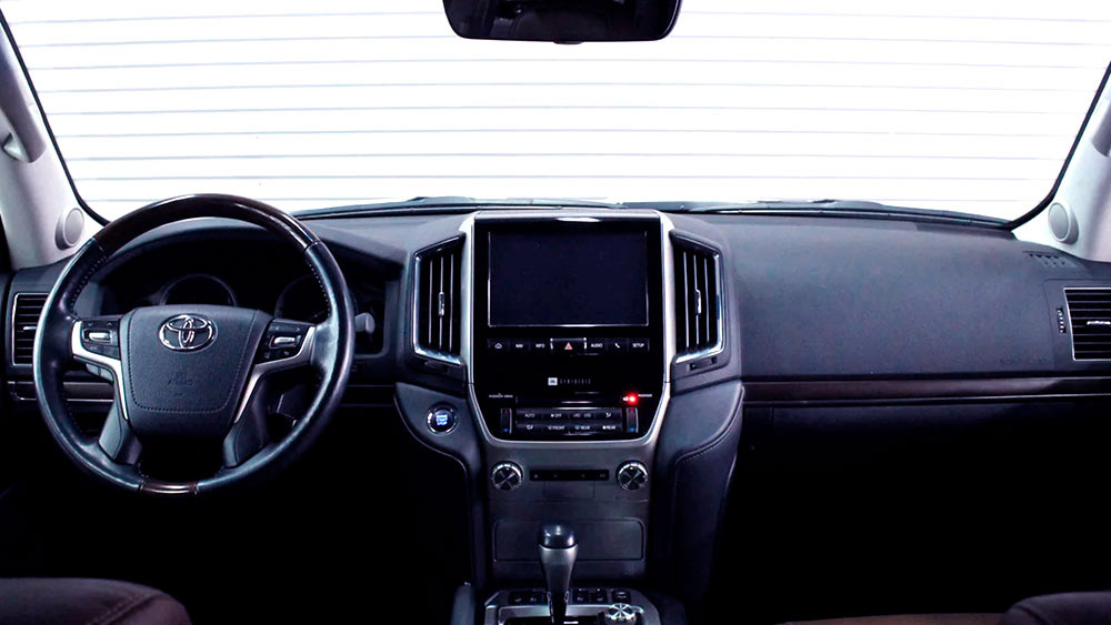 Toyota Land Cruiser 200 195
