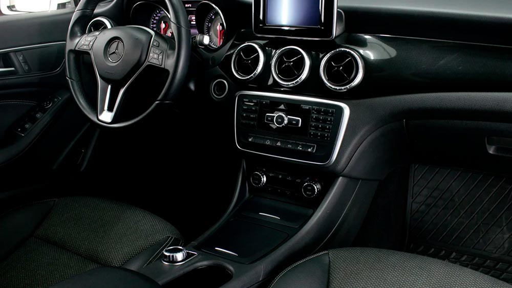 Mercedes-Benz CLA 213