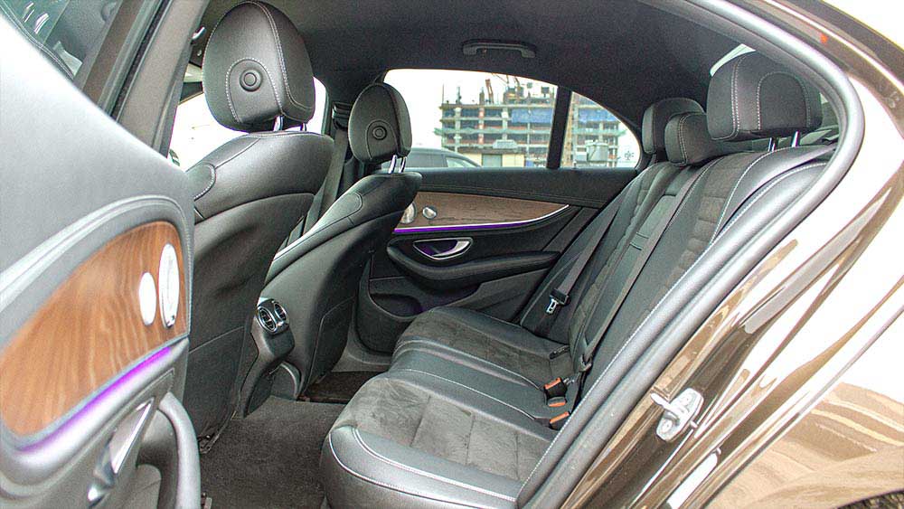 Mercedes-Benz E-Class 218