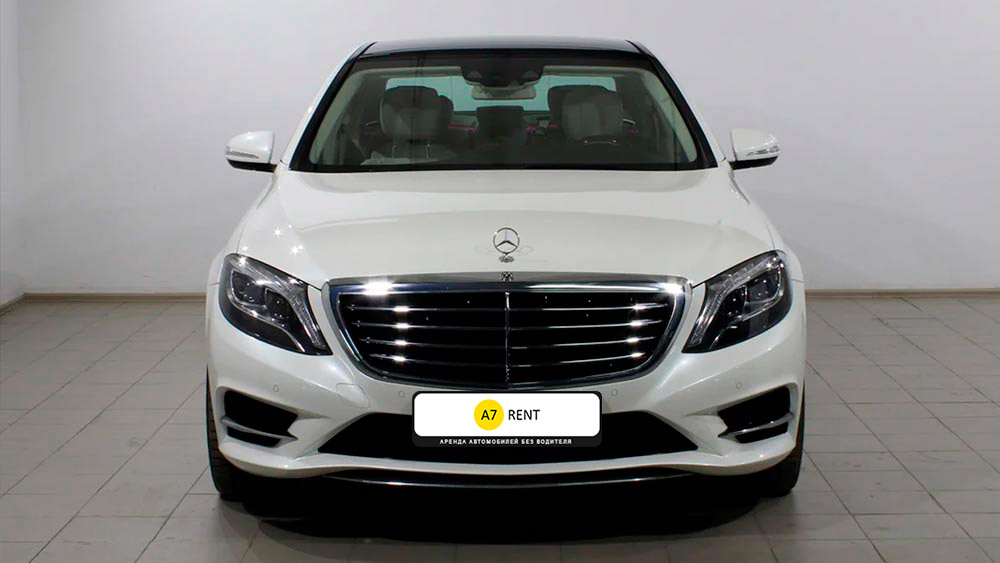 Mercedes-Benz S-Class 220