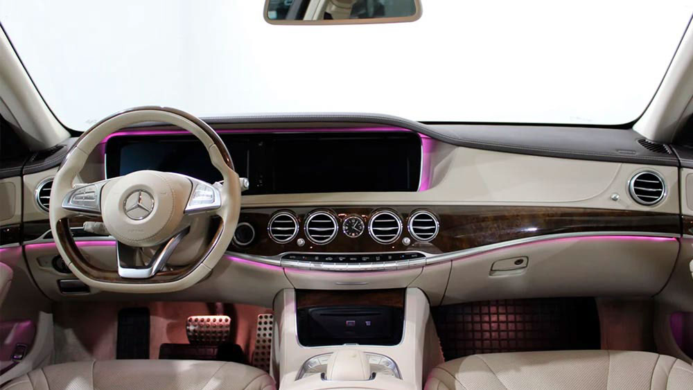 Mercedes-Benz S-Class 220