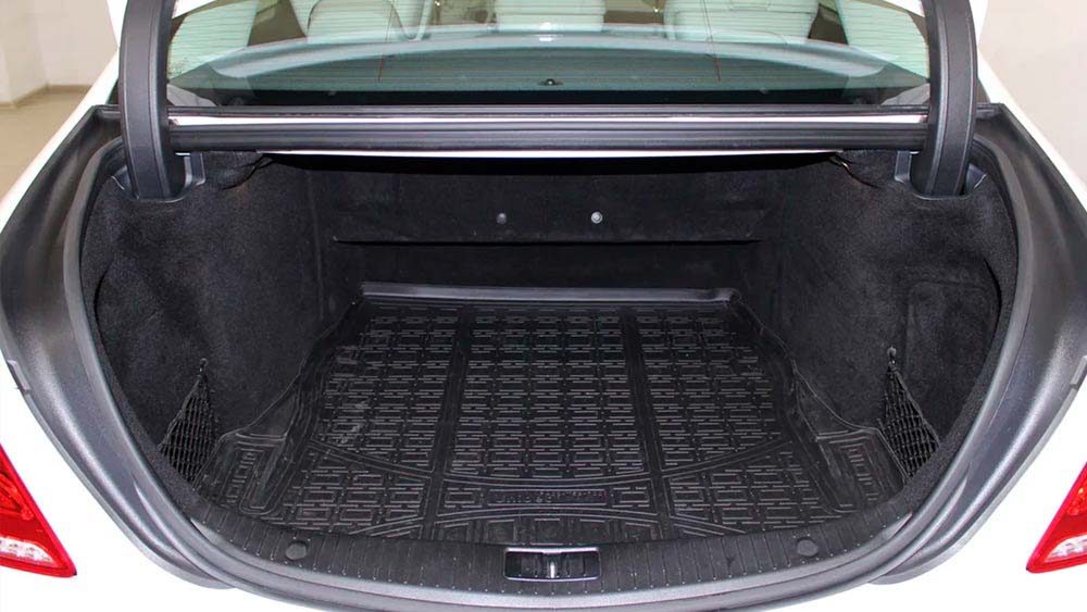 Mercedes-Benz S-Class 220