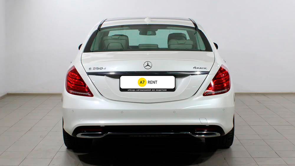Mercedes-Benz S-Class 220