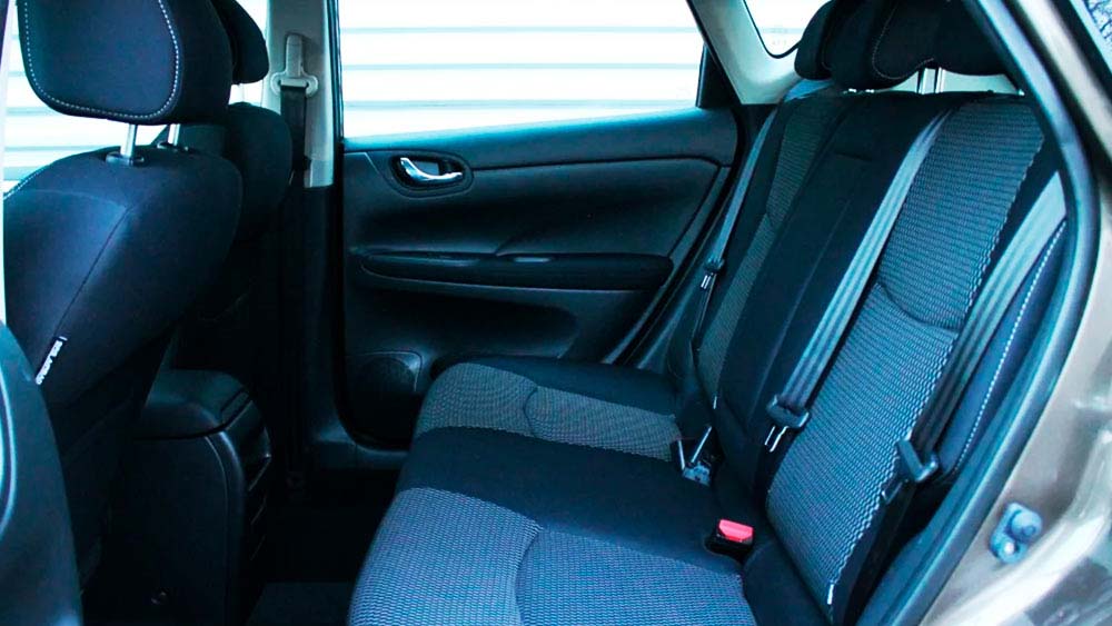 Nissan Tiida 229