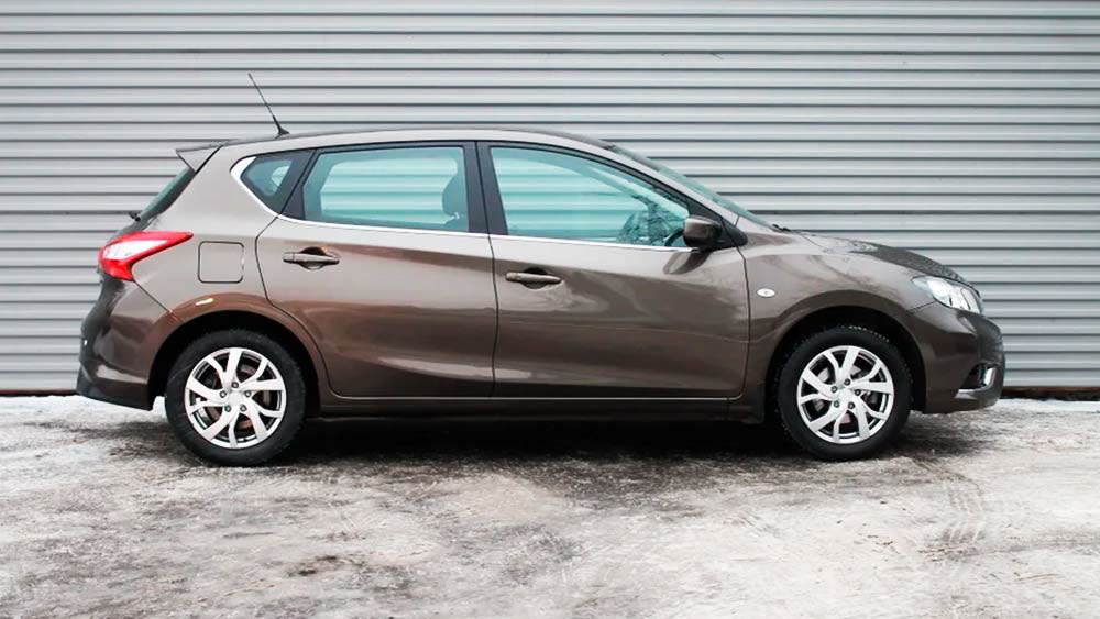Nissan Tiida 229