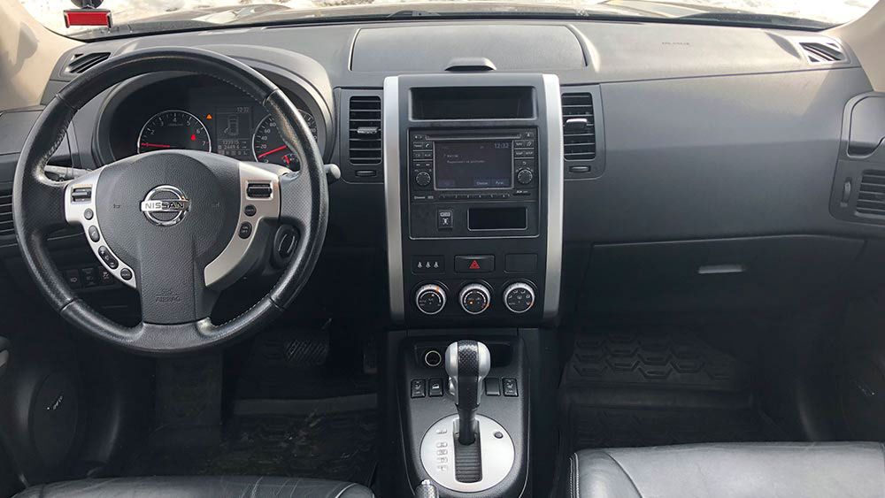 Фото Nissan X-Trail
