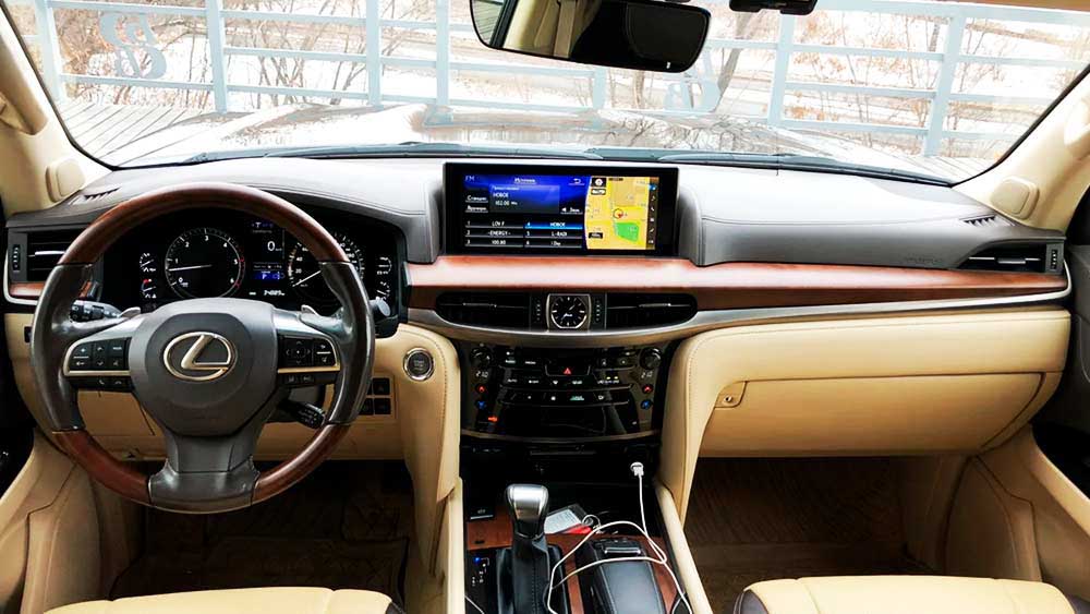 Фото Lexus LX