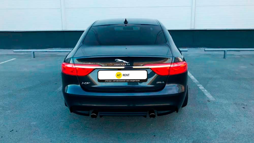 Фото Jaguar XF