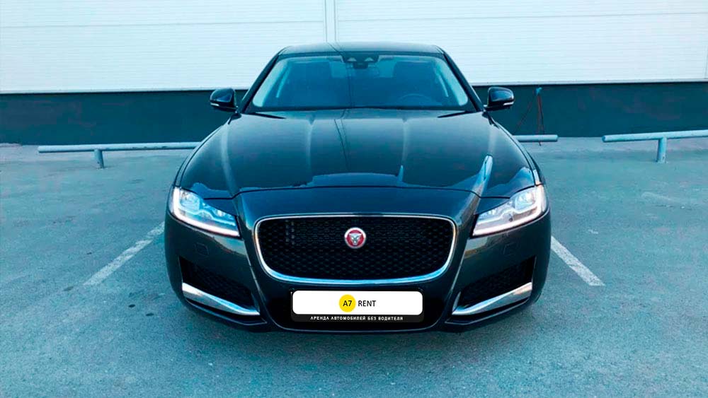 Фото Jaguar XF