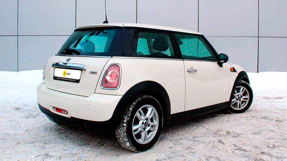 Фото MINI Cooper
