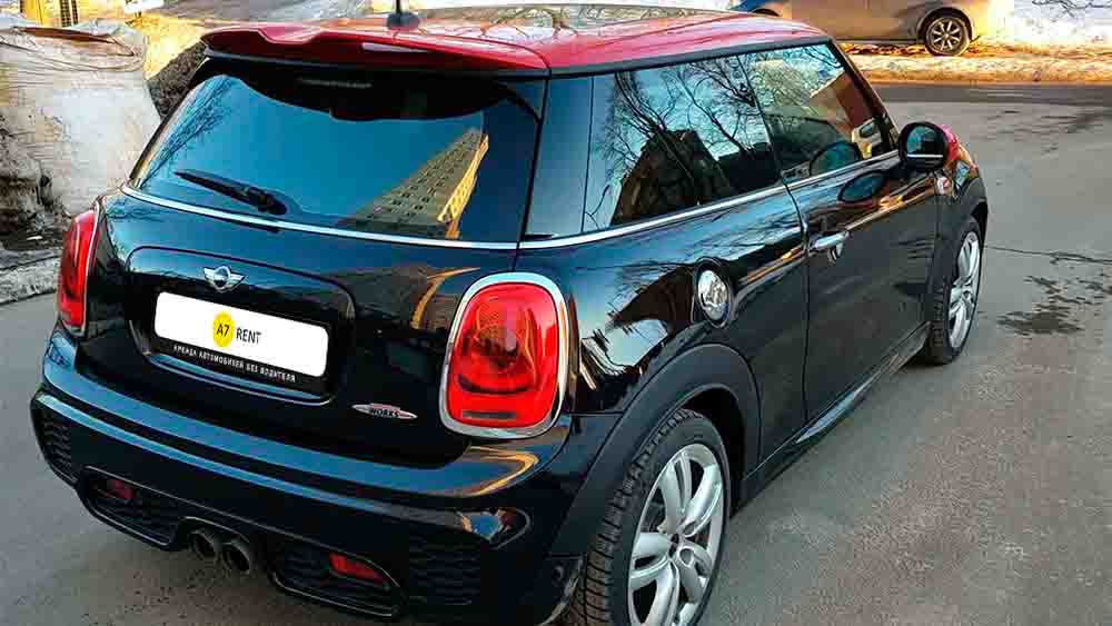 Фото MINI Cooper