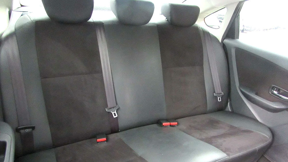 Фото Nissan Almera