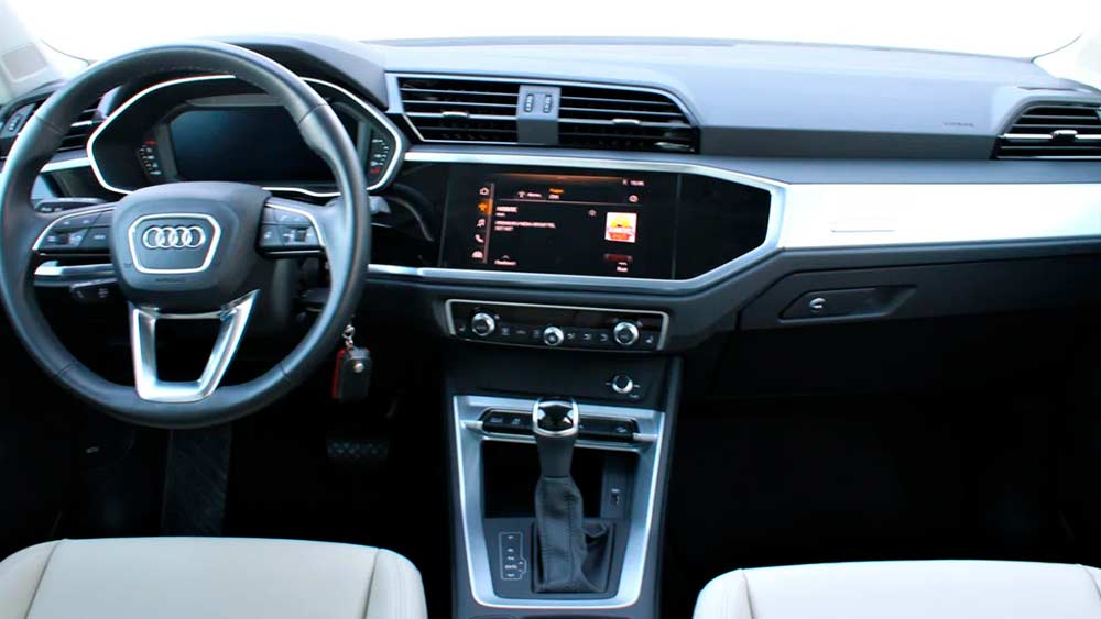 Audi Q3 422