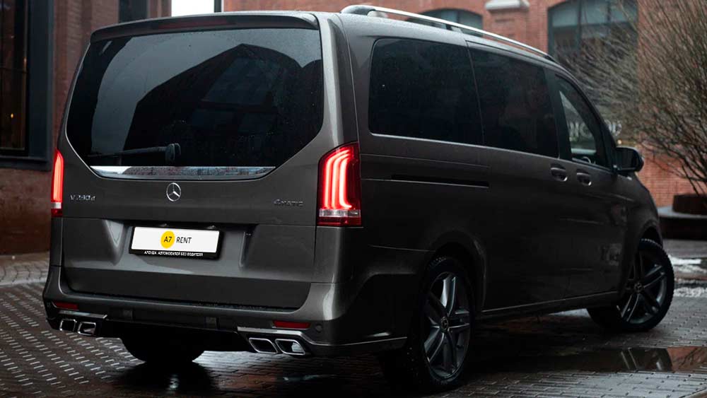 Фото Mercedes-Benz Viano
