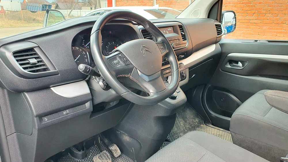Фото Citroen SpaceTourer