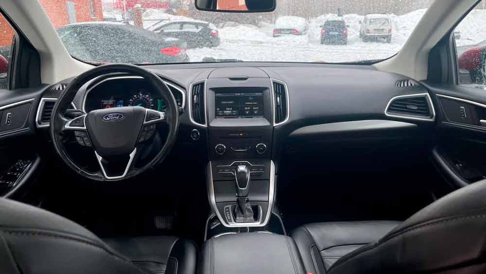 Фото Ford Edge