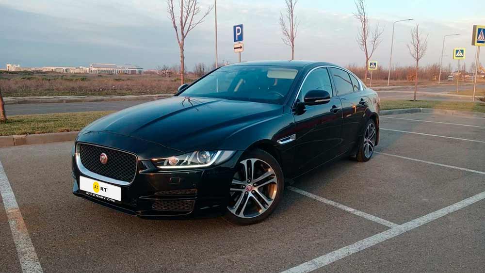 Jaguar XE 482