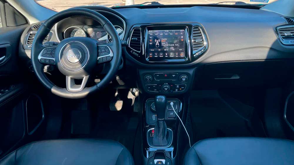 Фото JEEP Compass