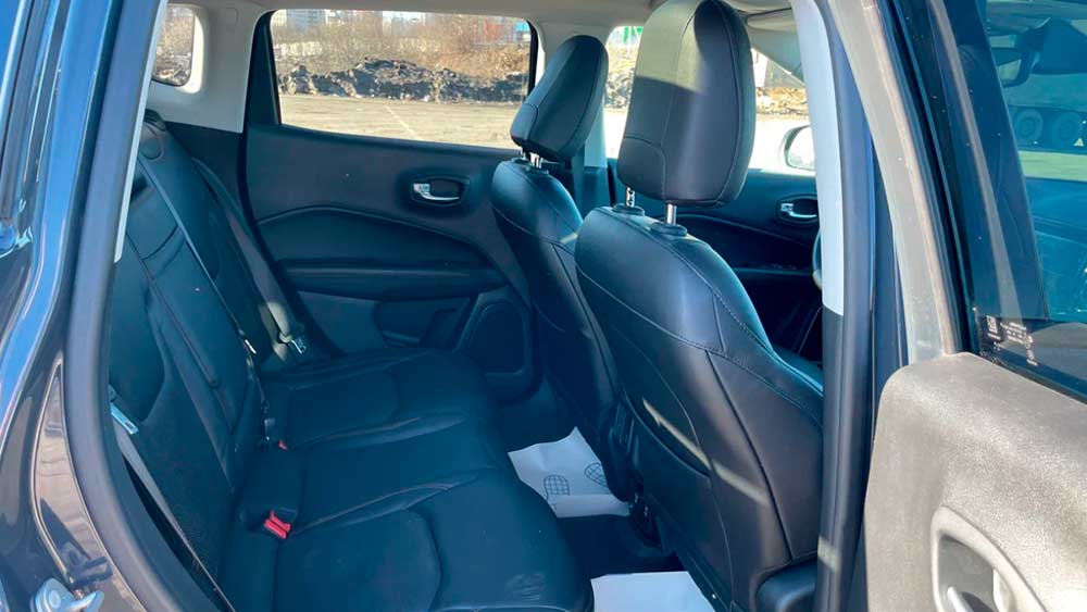 Фото JEEP Compass