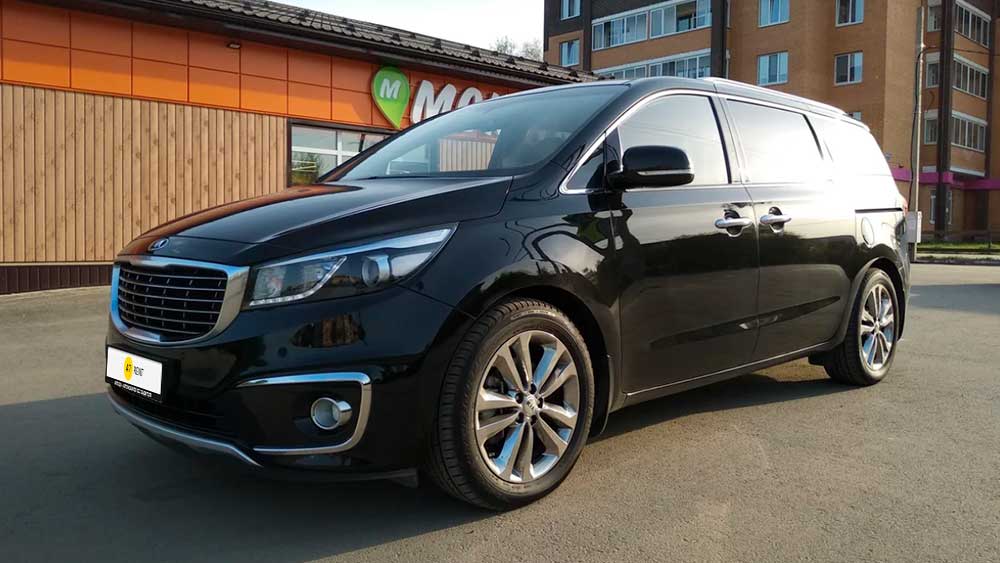 KIA Carnival 497