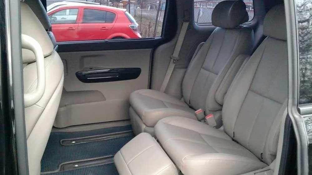 KIA Carnival 497