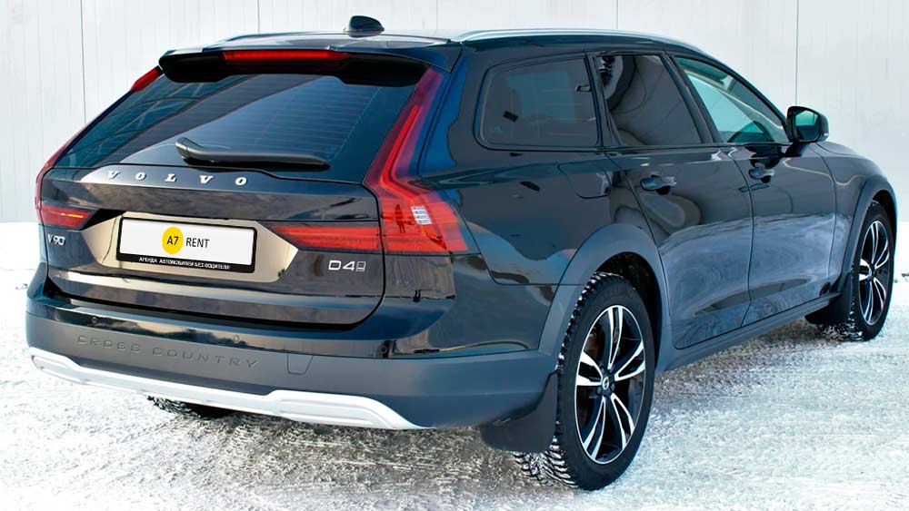 Фото Volvo V90 CC