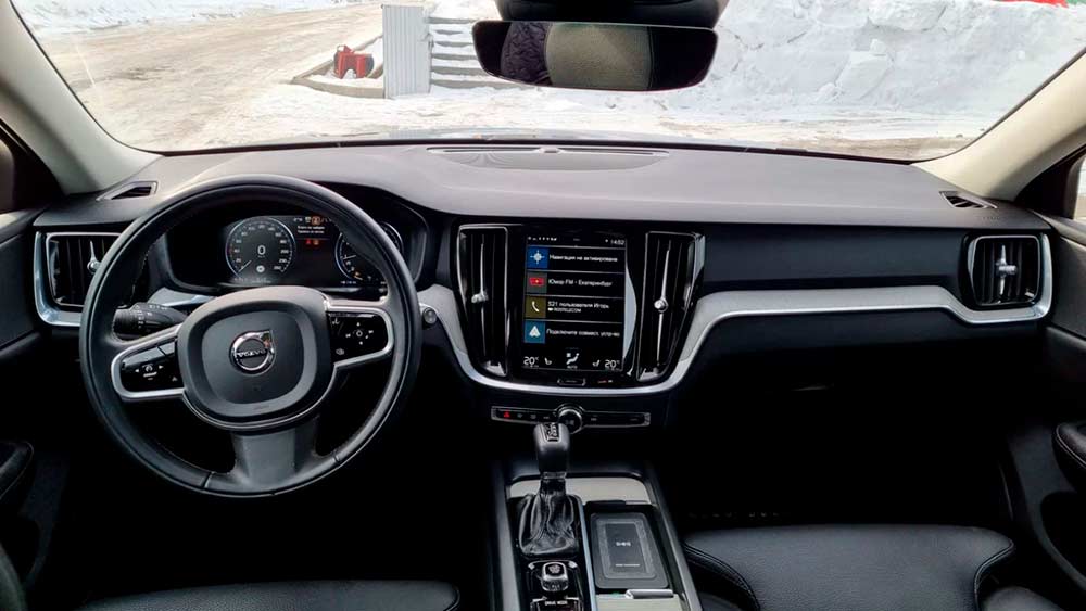 Фото Volvo V60 CC
