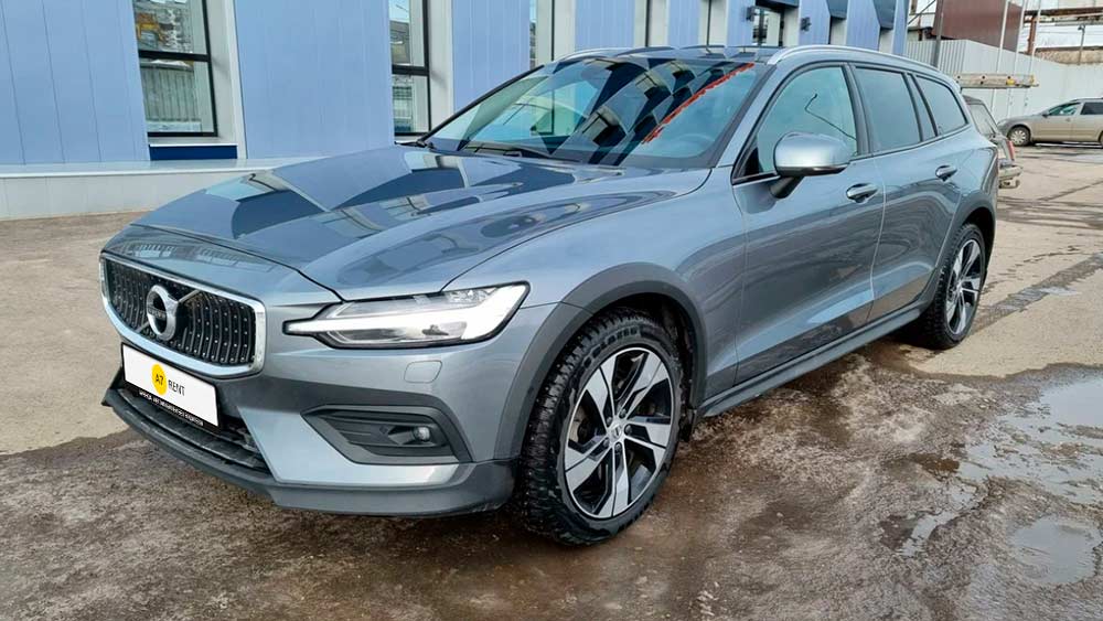 Фото Volvo V60 CC