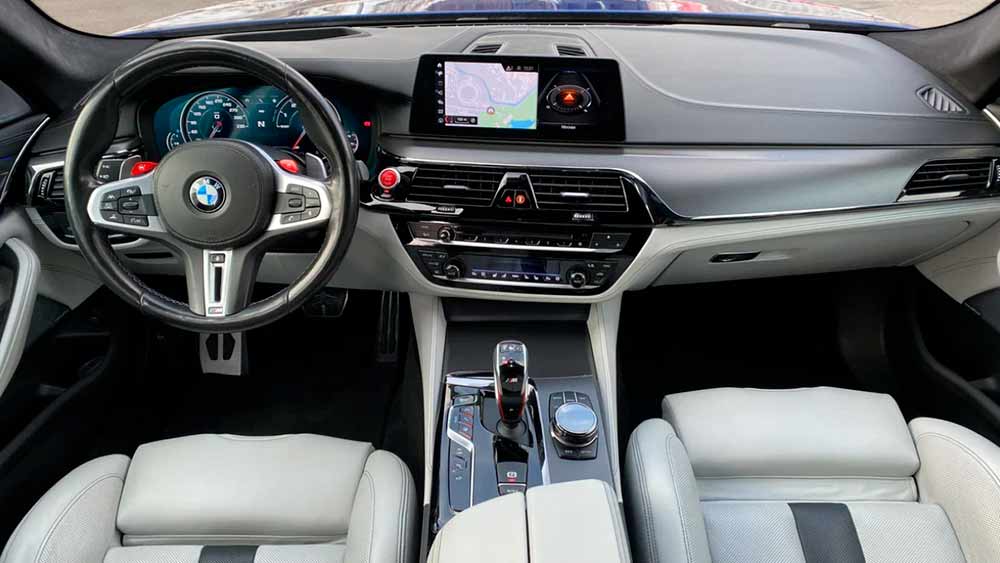 BMW M5 568