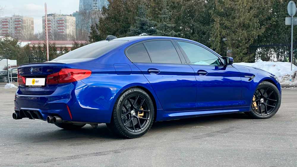 BMW M5 568