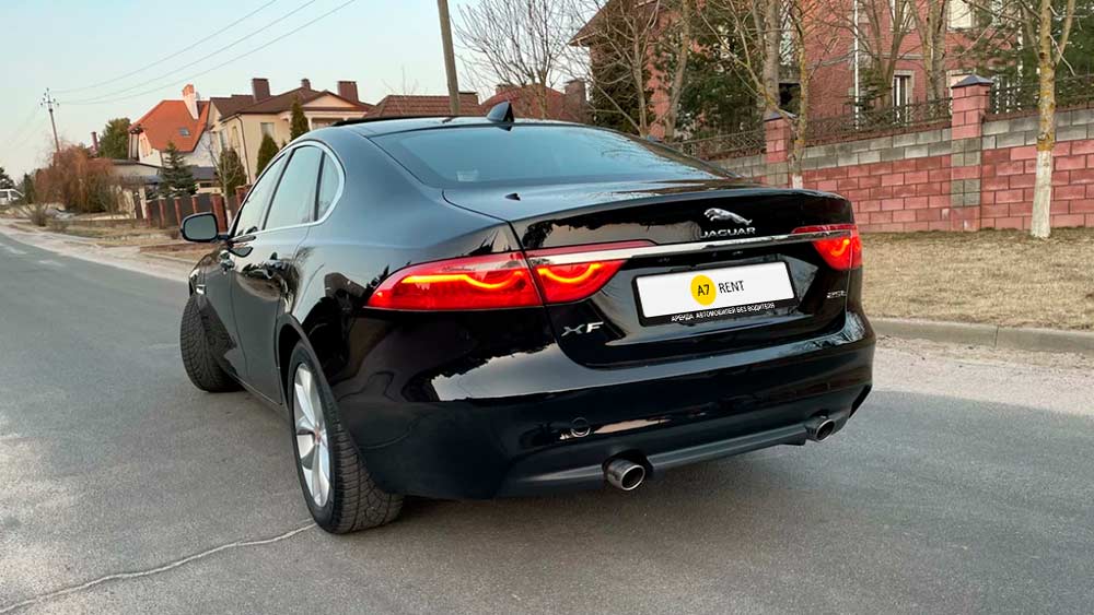 Jaguar XF 606