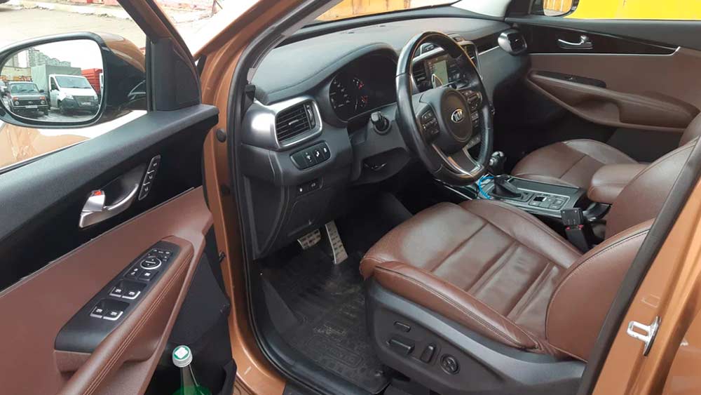 KIA Sorento 613