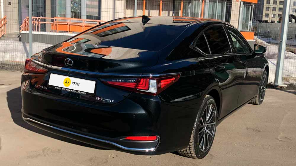 Lexus ES 628