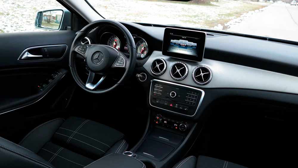 Фото Mercedes-Benz GLA