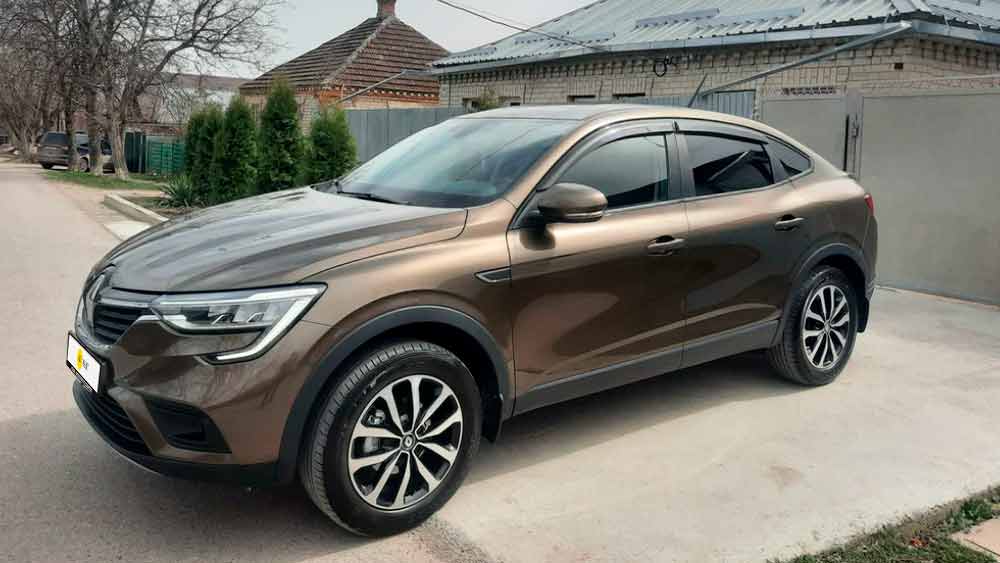 Фото Renault Arkana