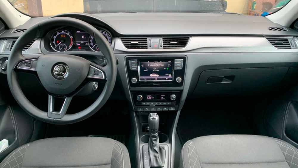 Фото Skoda Rapid