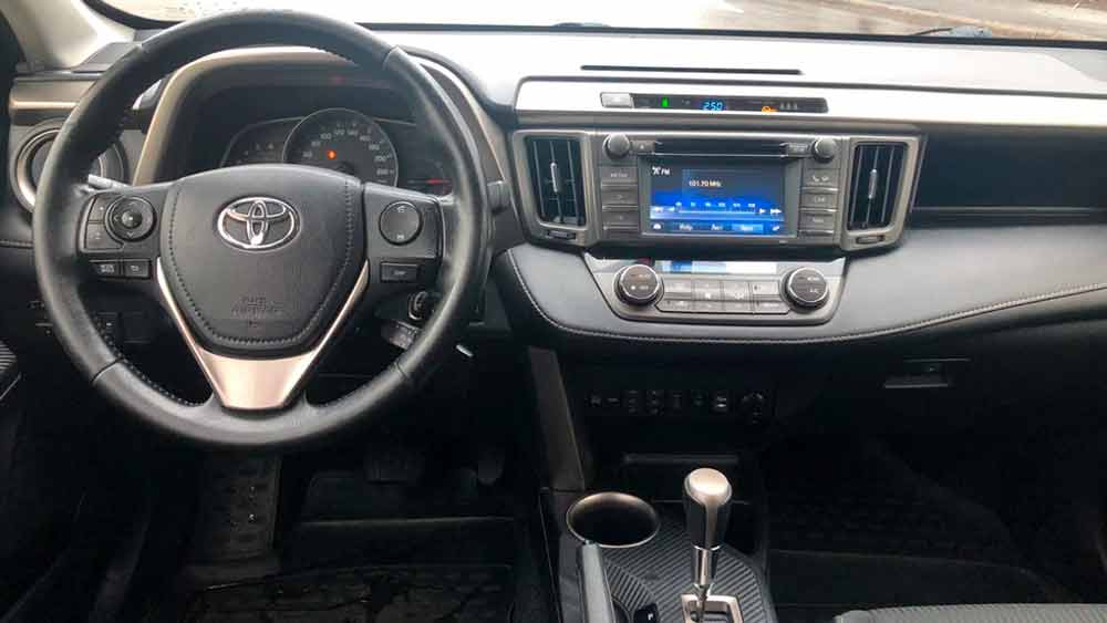 Фото Toyota RAV4
