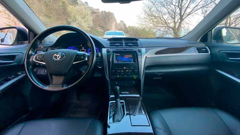 Toyota Camry 718