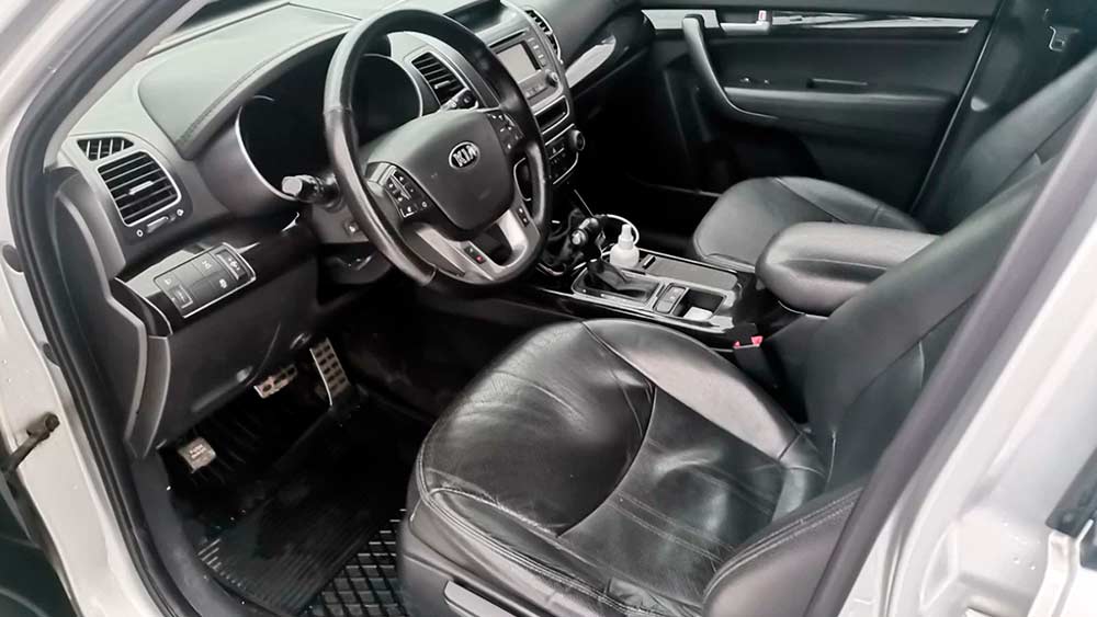 Фото KIA Sorento