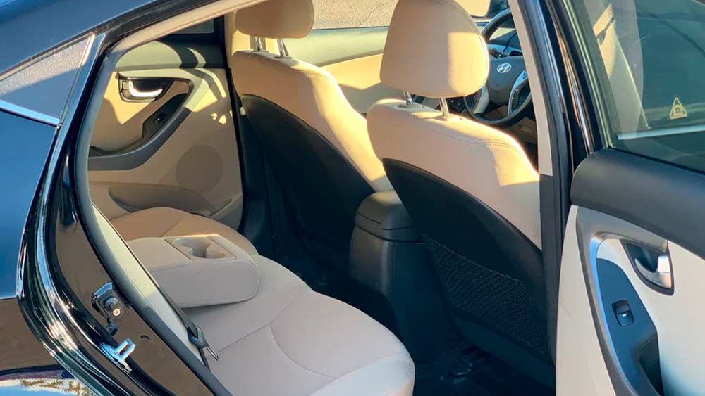 Hyundai Elantra 750