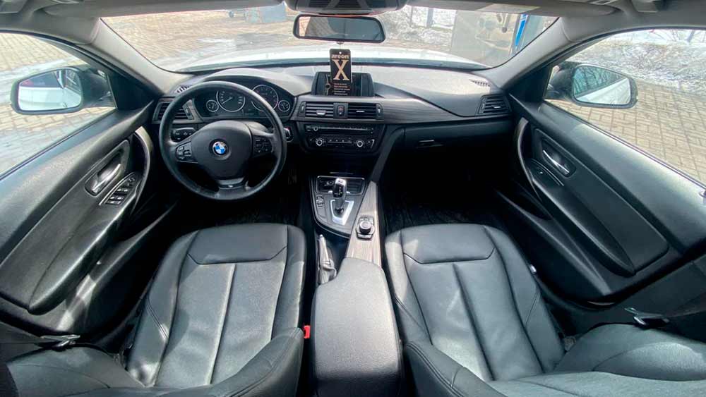 BMW 3 755